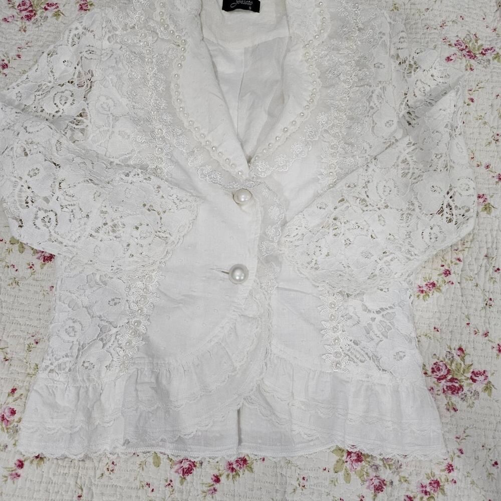 Dreamy vintage jensato lace jacket